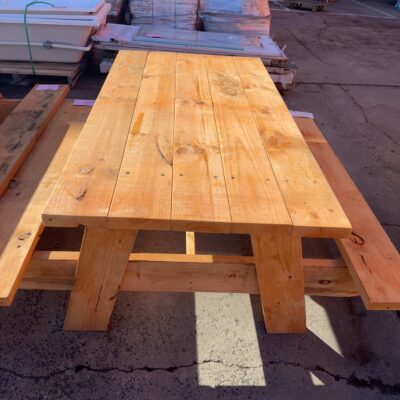 NEW PINE OUTDOOR PICNIC TABLE 1800MM
