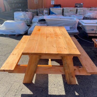 NEW PINE OUTDOOR PICNIC TABLE 1800MM