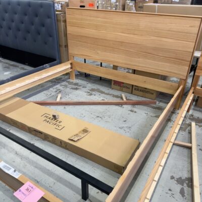 NEW NOAH QUEEN SIZE BEDFRAME, MESSSMTE TIMBER