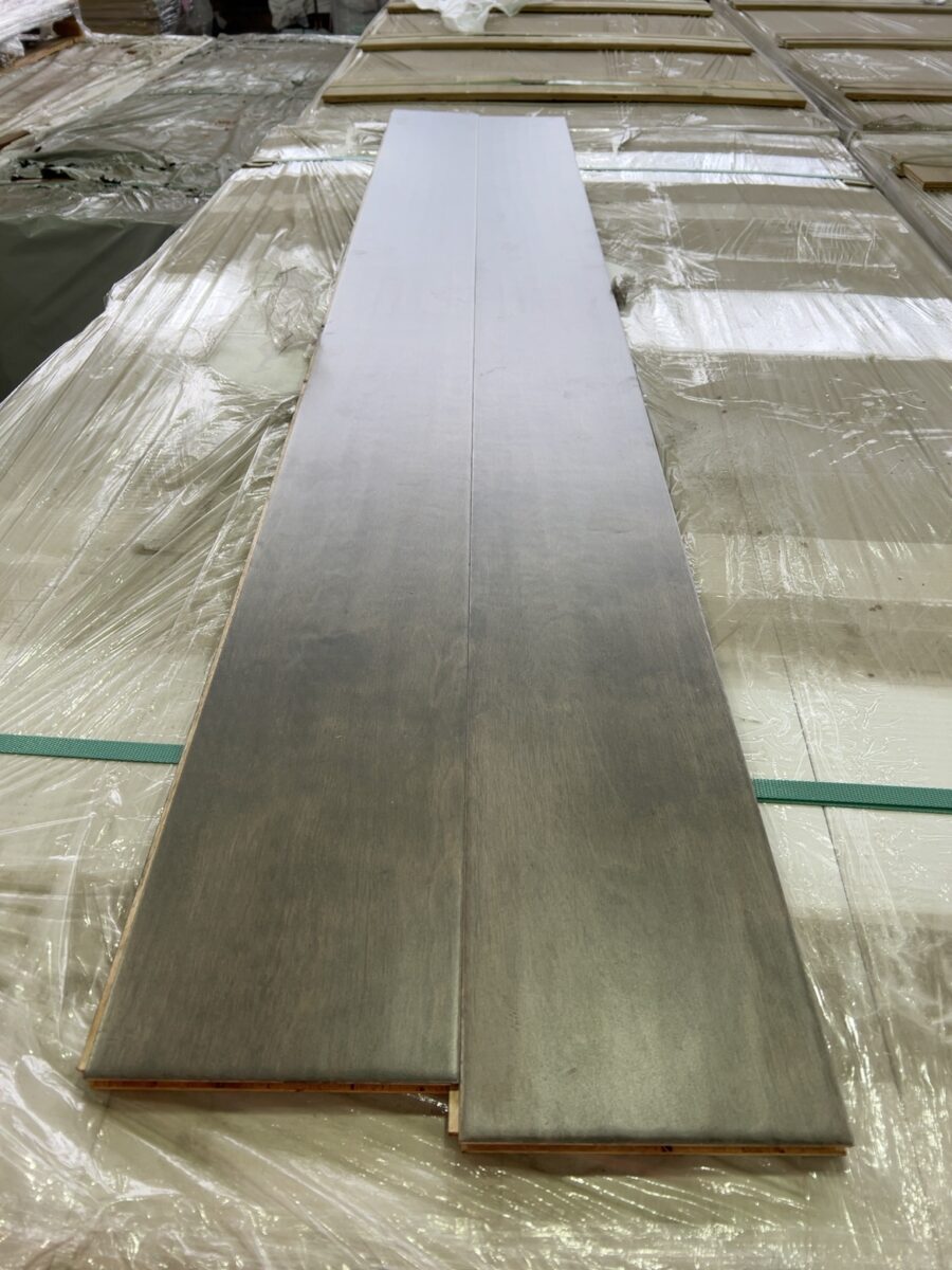 1900MM X 165MM X 12MM WOLF GREY (BU04) ENGINEERED FLOORING- (72 BOXES X 1.881 M2)