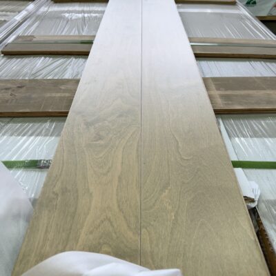 1900MM X 165MM X 12MM POLAR WHITE (BU05) ENGINEERED FLOORING- (72 BOXES X 1.881 M2)