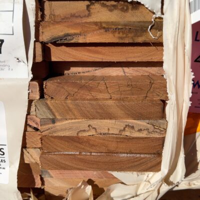 135X19 FEATURE GRADE SPOTTED GUM DECKING- (PACK CONSISTS OF RANDOM SHORT LENGTHS)