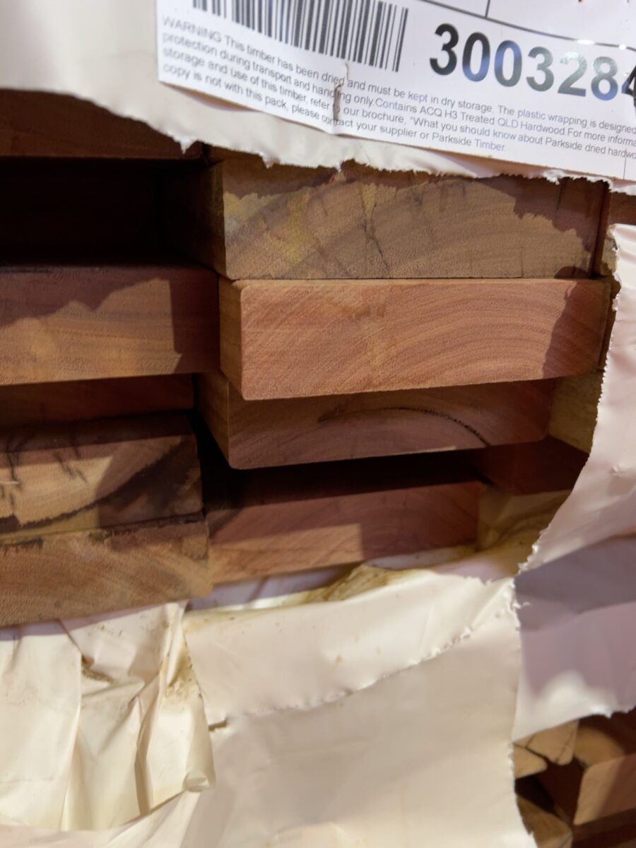 140X35 FEATURE GRADE SPOTTED GUM