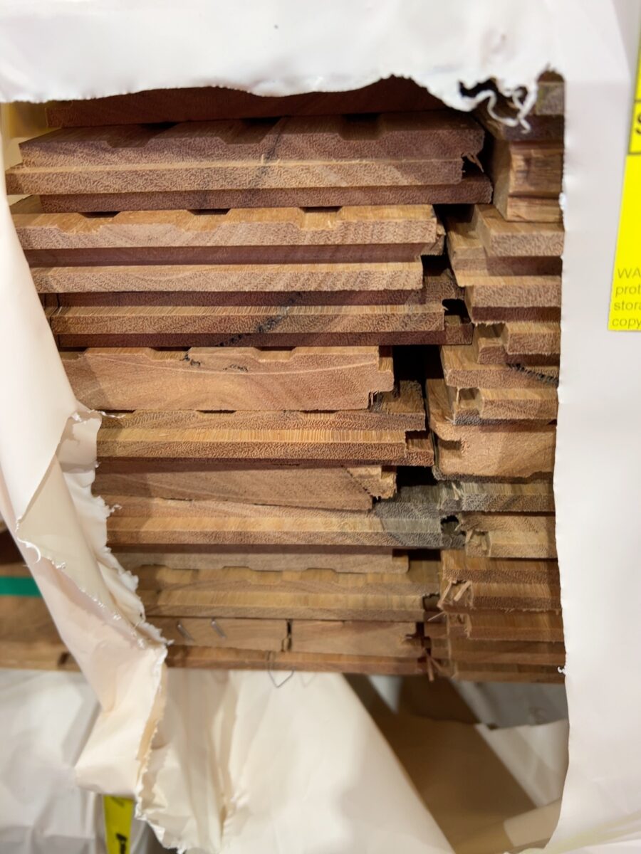 130X19 FEATURE GRADE SPOTTED GUM FLOORING