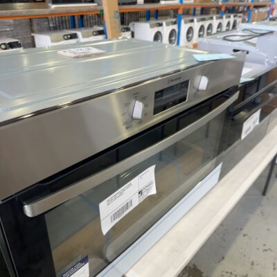 NEW WESTINGHOUSE WVE914SB 900MM ELECTRIC OVEN, 7 FUNCTIONS, RRP25, SOLD AS IS NO WARRANTY