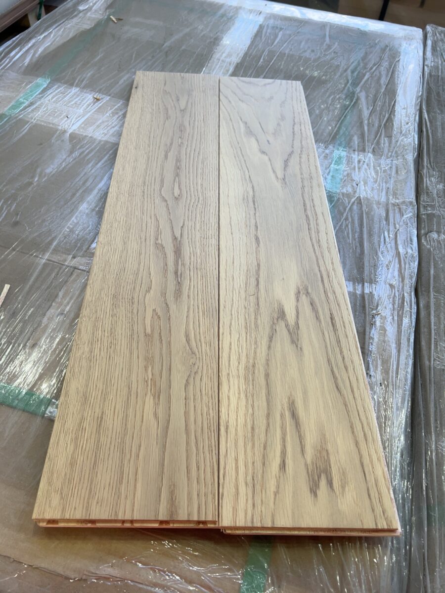French Oak Parquet Herringbone Essence Engineered Herringbone Flooring 750mm x 150mm x 14/3mm- (56 boxes x 2.25 m2 over 2 pallets)