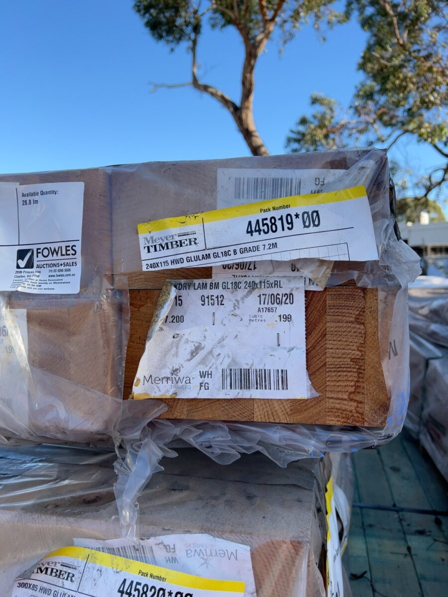 240X115 GL10 HARDWOOD LAMINATED BEAMS-4/7.2