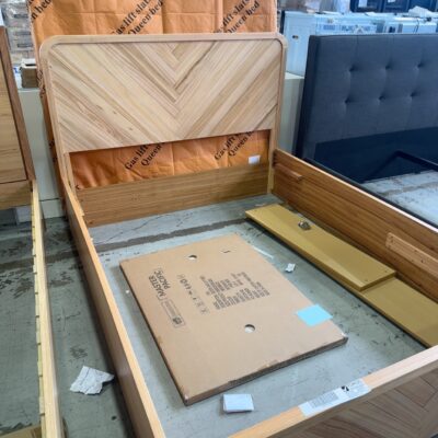 CLEARANCE EVA QUEEN GASLIFT BEDFRAME, MESSMATE TIMBER, HERRINGBONE DESIGN, CURVED, RRP99, SOLD AS IS