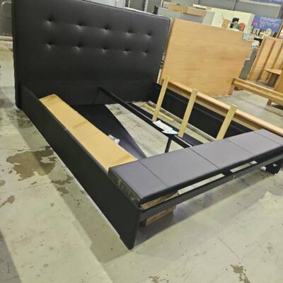 CLEARANCE BLACK PU CARTER/FLORENCE KING SIZE BED WITH DRAWERS, SOLD AS IS