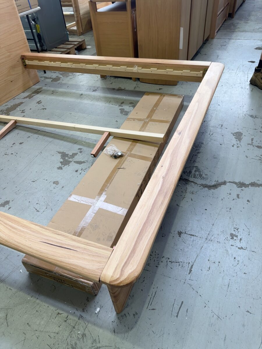 CLEARANCE COMO KING SIZE BED FRAME, MESSMATE TIMBER, PLATFORM BED SOLD AS IS