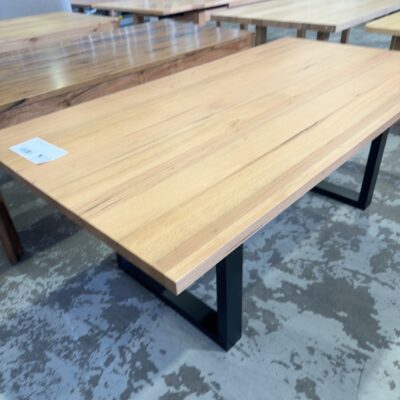 EX DISPLAY SOUTHWHARF TASMANIAN OAK 2000MM DINING TABLE SOLD AS IS