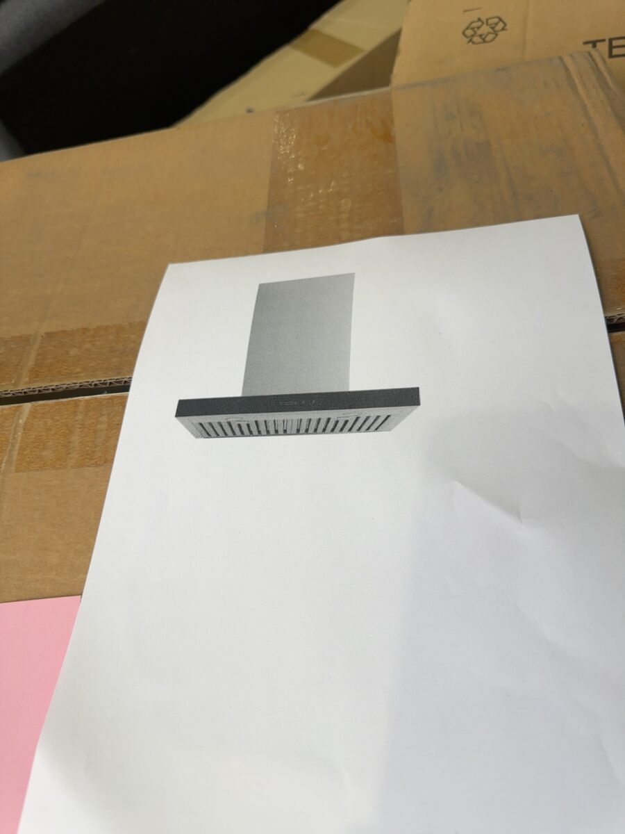 NEW BOSCH DWB65BC50A 600MM RANGE HOOD, SOLD AS IS NO WARRANTY