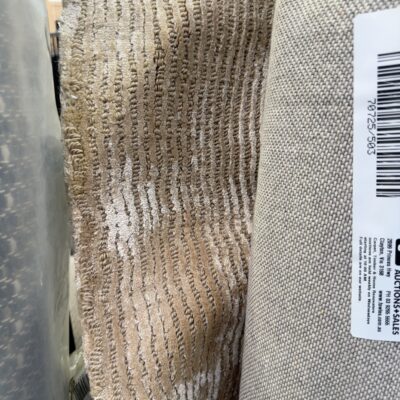 NEW 160CM X 230CM RUG - APRIL FALL LEAF