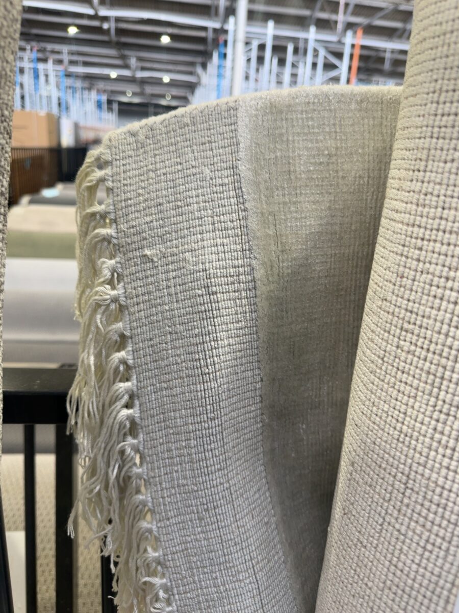 NEW 160CM X 230CM RUG - MELISSA PAYPRYS
