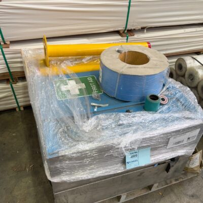 MIXED PALLET CONTAINING STRAPPING MACHINE, STRAPPING ROLLS AND METAL BOLLARDS