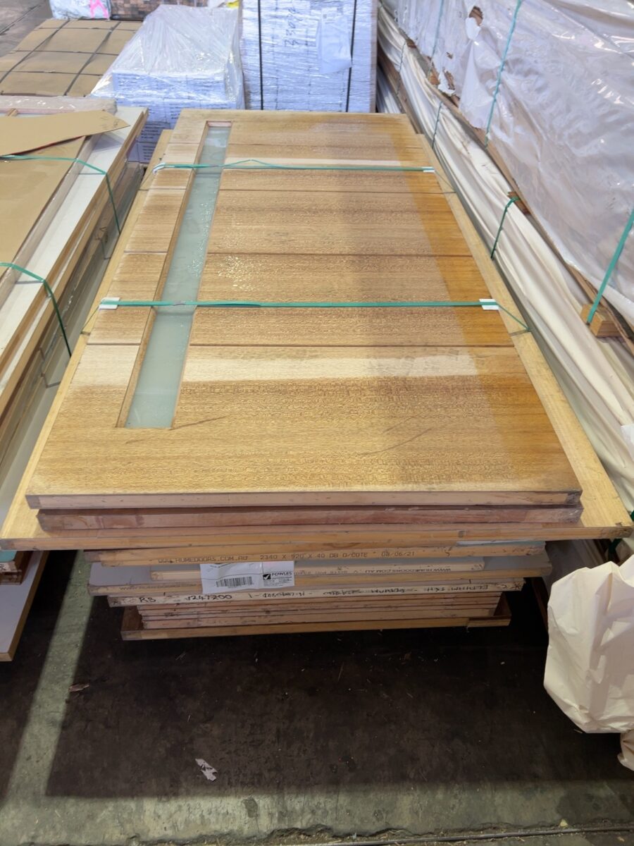 PALLET OF ASSORTED DOORS