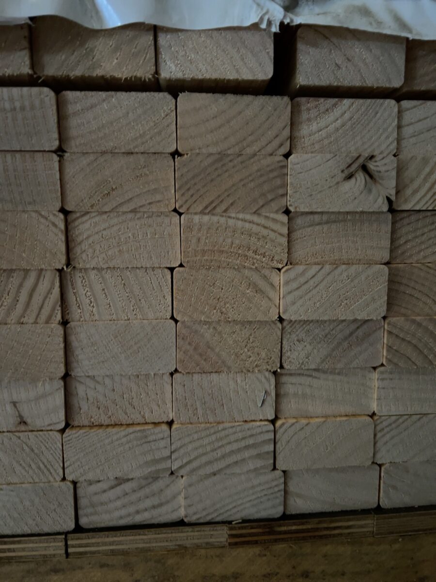 70X35 MGP10 PINE-480/0.415
