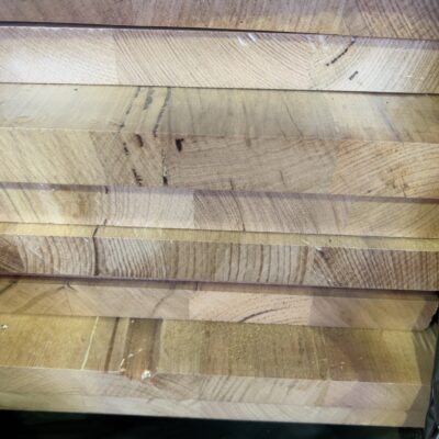900X33 TAS OAK LAM KD HARDWOOD BENCHTOPS- 9/2.4 1/2.3