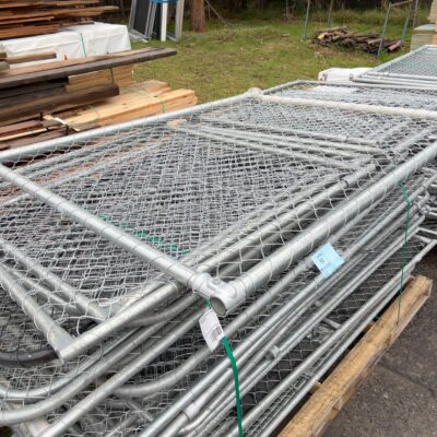 PALLET OF ASST'D CHAIN MESH FENCING PANELS AND GATES