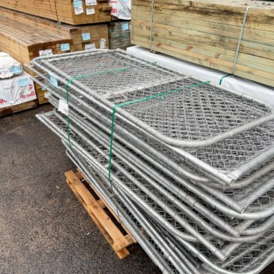 PALLET OF ASST'D CHAIN MESH FENCING PANELS AND GATES