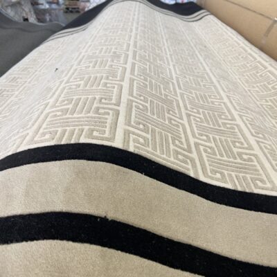 Axminster Woven Patterened Carpet 2nds
