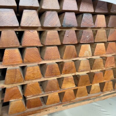 30X40X50 SOLID BANGKIRAI KD BATTENS WITH BEVELLED SHAPE TOP -228/1.8