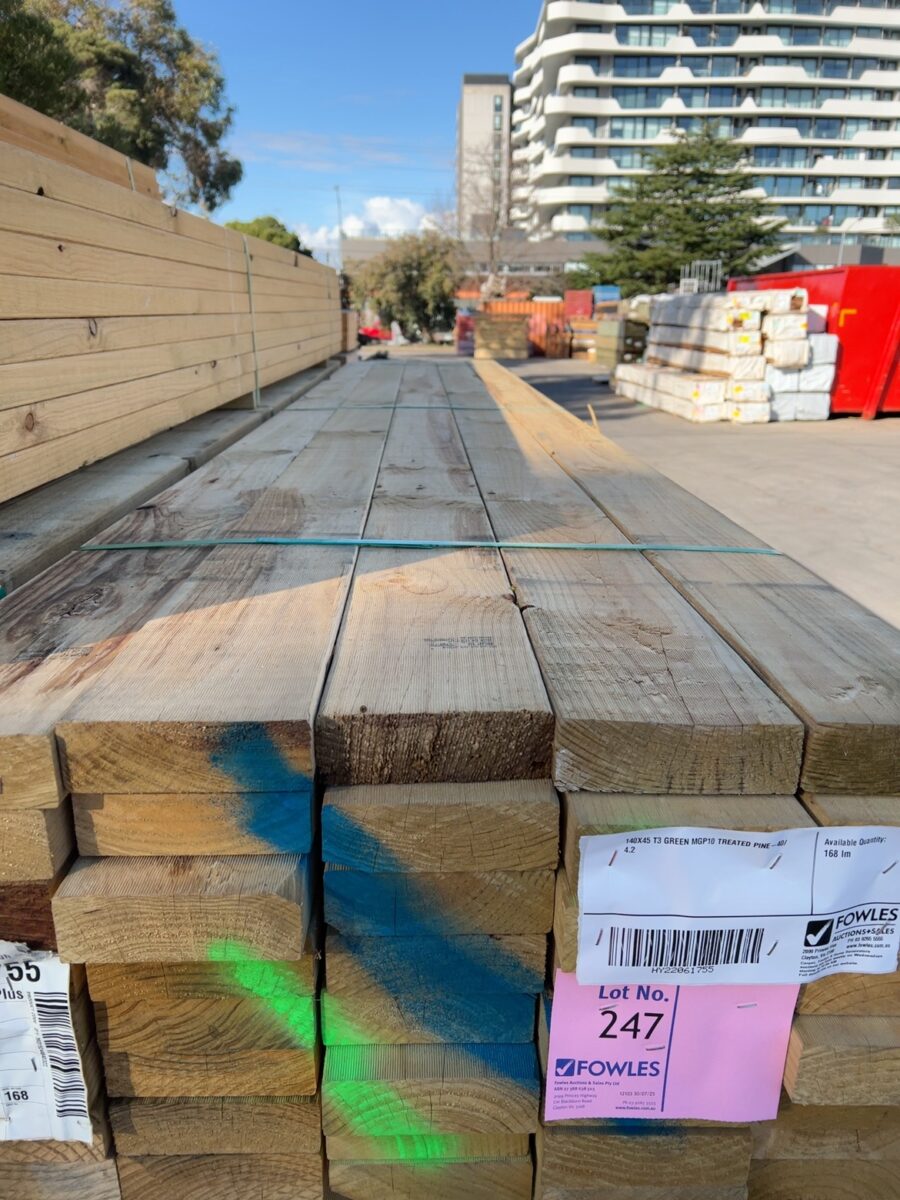 140X45 T3 GREEN MGP10 TREATED PINE-40/4.2