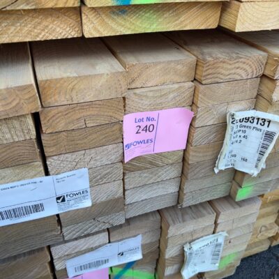 140X45 T3 GREEN MGP10 TREATED PINE-40/4.2