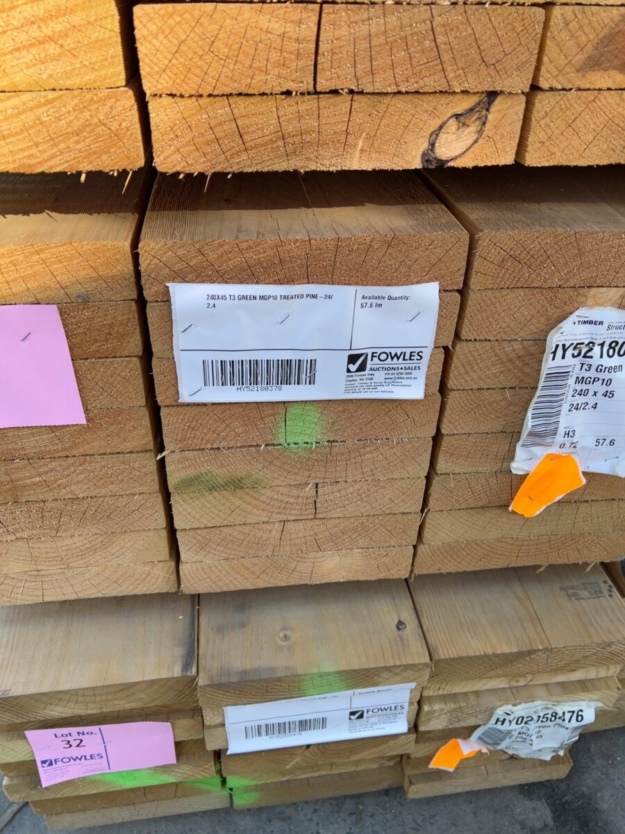 240X45 T3 GREEN MGP10 TREATED PINE-24/2.4