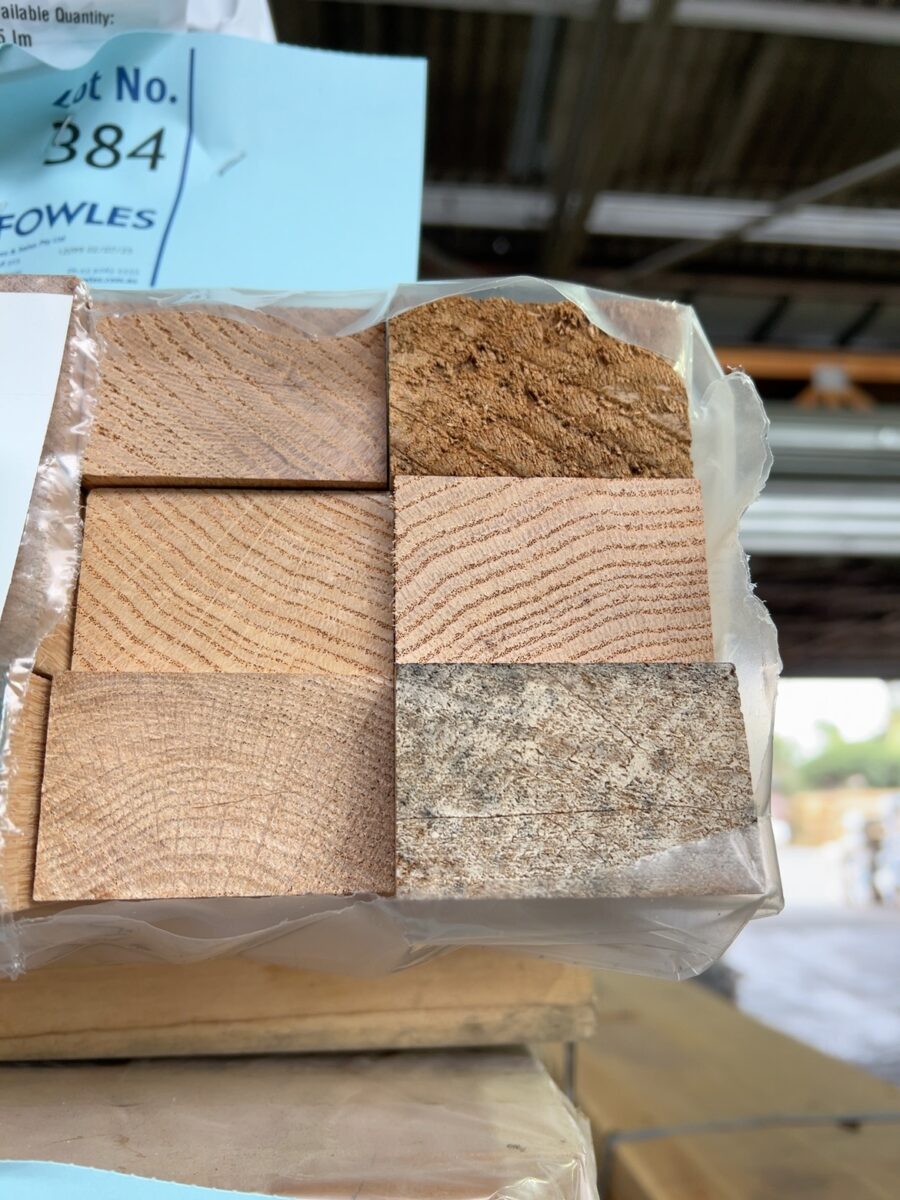 65X42 GLACIAL OAK DAR UTE KD HARDWOOD