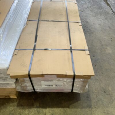 PALLET OF ENGINEERED FLOORING BOARDS SAMPLES