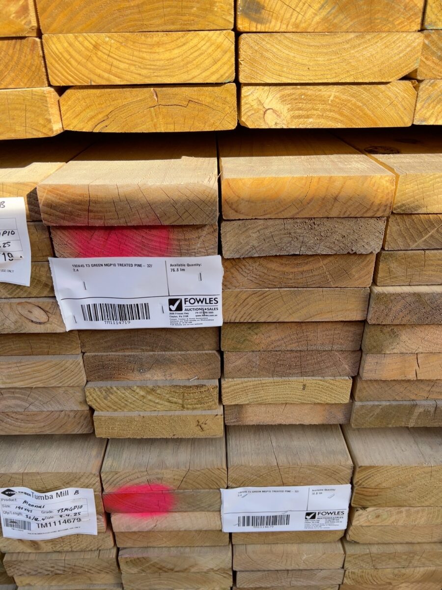 190X45 T3 GREEN MGP10 TREATED PINE- 32/2.4