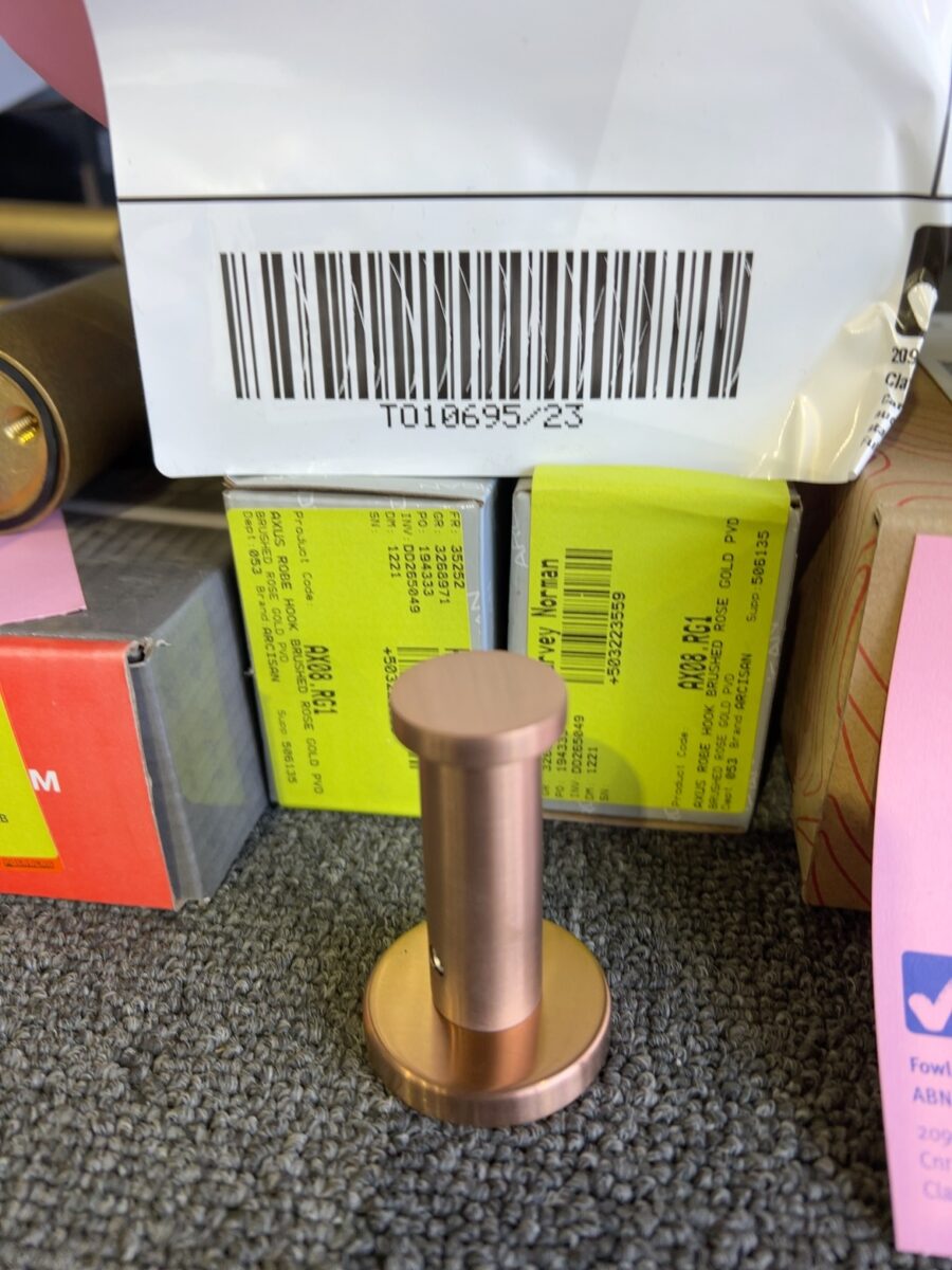 NEW AXUS ROBE HOOK, BRUSHED ROSE GOLD, AX08.RG1