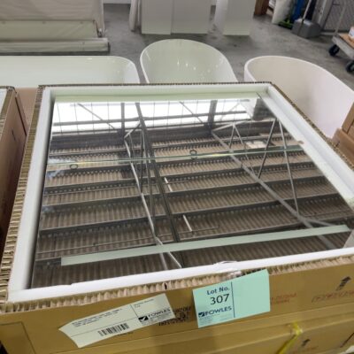 NEW SHAVING CABINET LIGHT OAK, 750MM X 750MM, LED PSH-7575A8 **DEFECT LED LIGHT, NO WARRANTY**