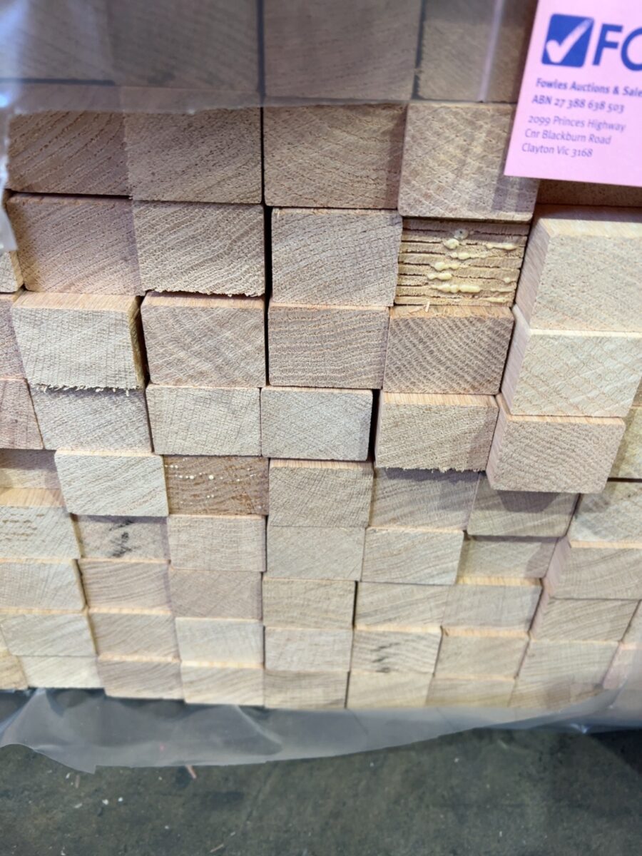 42X32 GLACIAL OAK P/ROUND UTE KD HARDWOOD