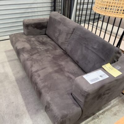EX STAGING HIRE - BROWN PLUSH 2 SEATER COUCH SOLD AS IS