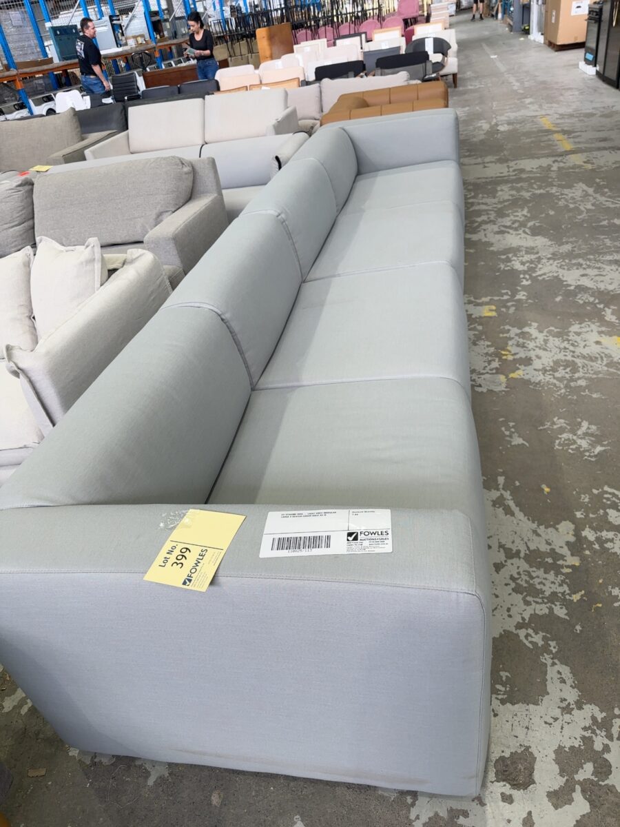 EX STAGING HIRE - LIGHT GREY MODULAR LARGE 4 SEATER COUCH SOLD AS IS