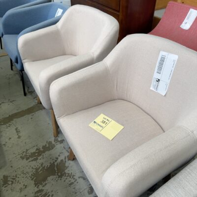 EX STAGING HIRE - CREAM ARMCHAIR, SOLD AS IS