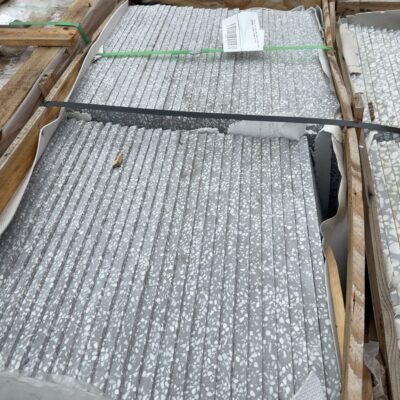 PALLET OF GREY AND WHITE STONE PAVERS 600MM X 600MM X 20MM (62 PCS)