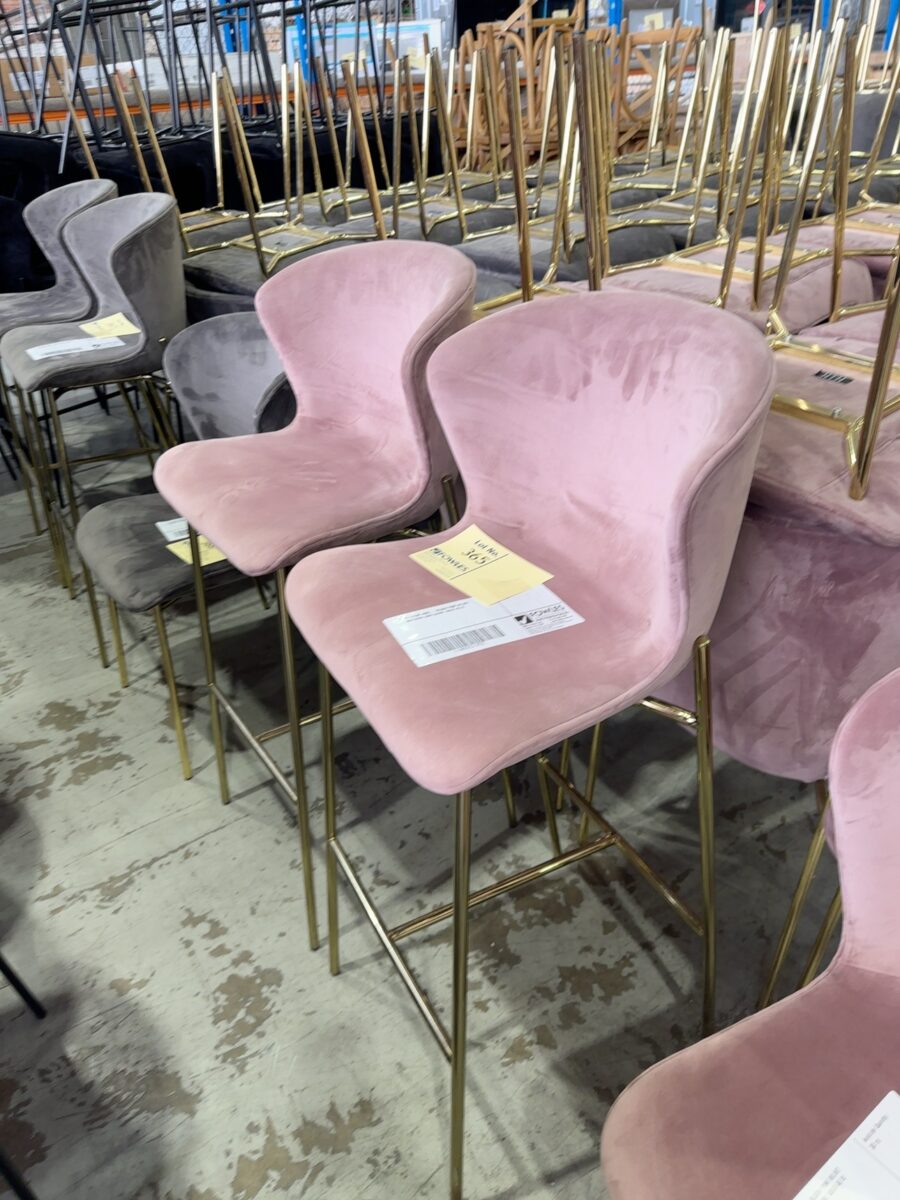 EX EVENT HIRE - BLUSH PINK VELVET MATERIAL BAR CHAIR, SOLD AS IS