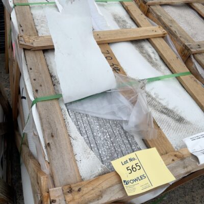 PALLET OF GREY & WHITE STONE PAVERS 600MM X 600MM X 20MM