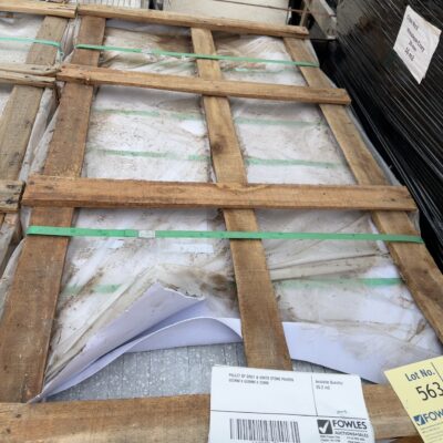 PALLET OF GREY & WHITE STONE PAVERS 600MM X 600MM X 20MM