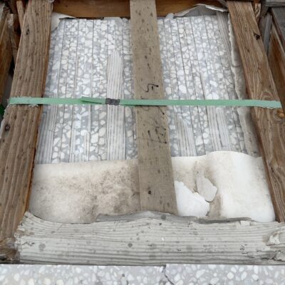 PALLET OF GREY & WHITE STONE PAVERS 600MM X 600MM X 20MM
