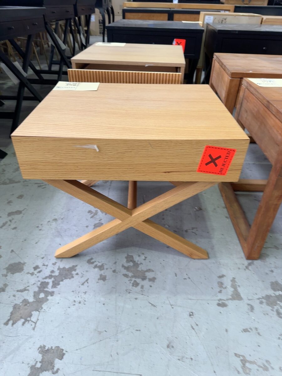 EX HIRE - CROSS LEG BEDSIDE SOLD AS IS