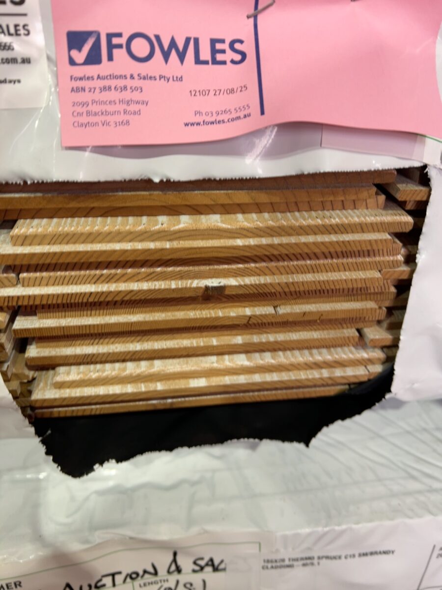 186X20 THERMO SPRUCE C15 S/PEARL CLADDING-40/5.1