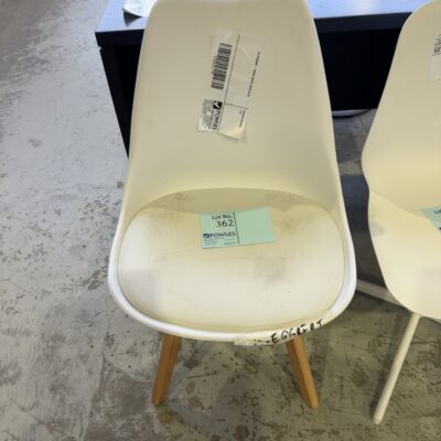 EX STAGING - WHITE CHAIR, SOLD AS IS