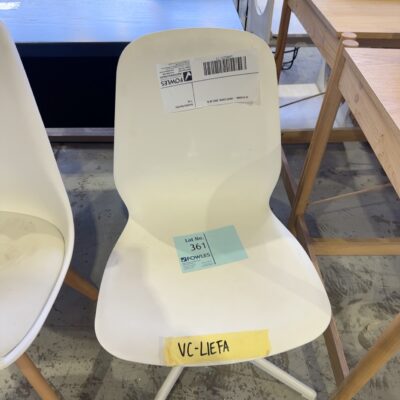 EX STAGING - WHITE CHAIR, SOLD AS IS
