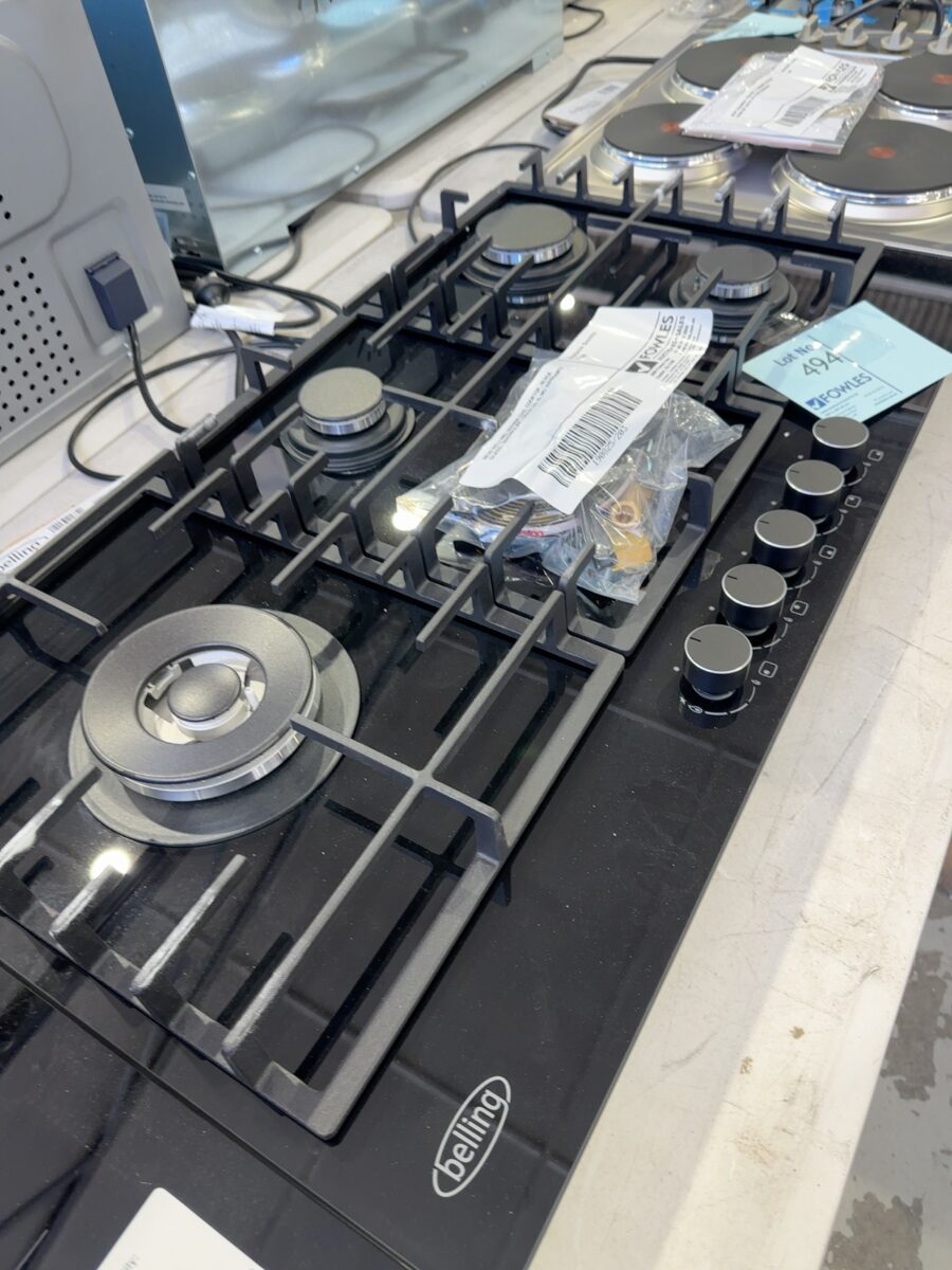 NEW BELLING 900MM GAS COOKTOP, BLACK GLASS, BDC905LBK, SOLD AS IS NO WARRANTY