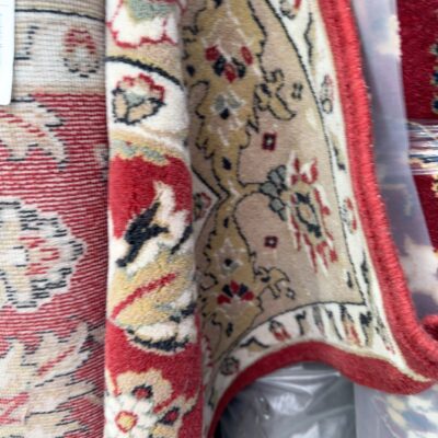 EX DISPLAY RUG 160CM X 230CM