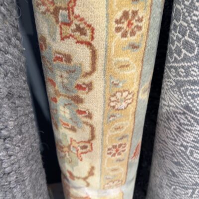 BRAND NEW PURE NZ WOOL RUG 190CM X 280CM RRP9